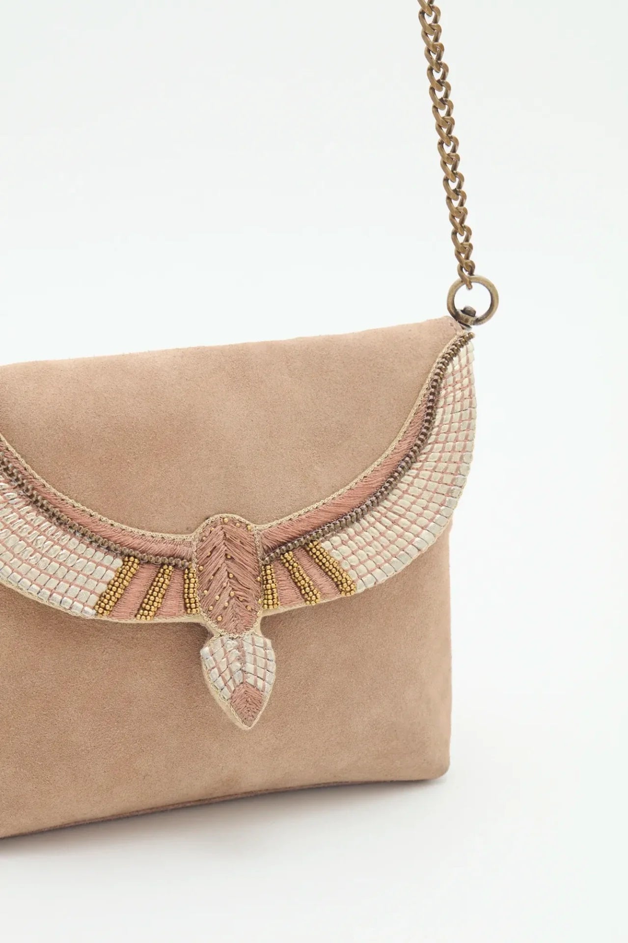 Cartera wings